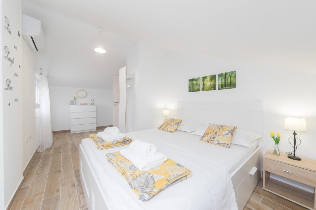 Agava Apartman Ugljan Kültér fotó
